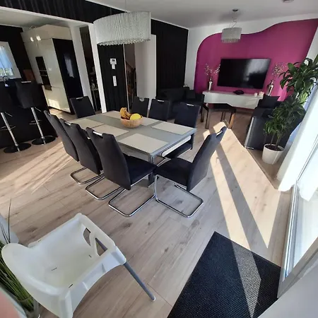 Sunshine Villa